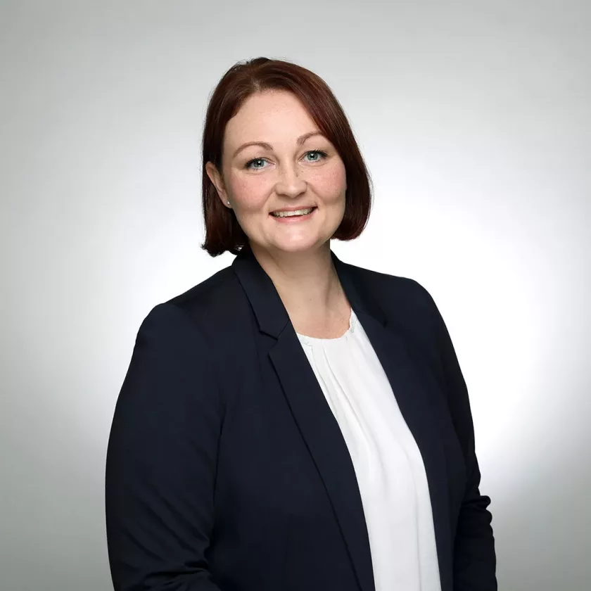 Pacura med Mitarbeiterin Anne Heidrich